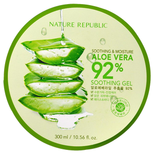 Soothing Moisture Aloe Vera Gel